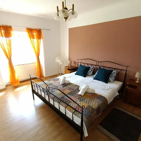 לינה וארוחת בוקר 